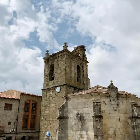 In With Mountain Views Holiday home Villamiel