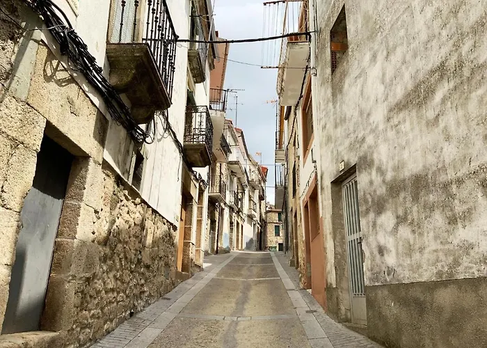 In With Mountain Views Villamiel