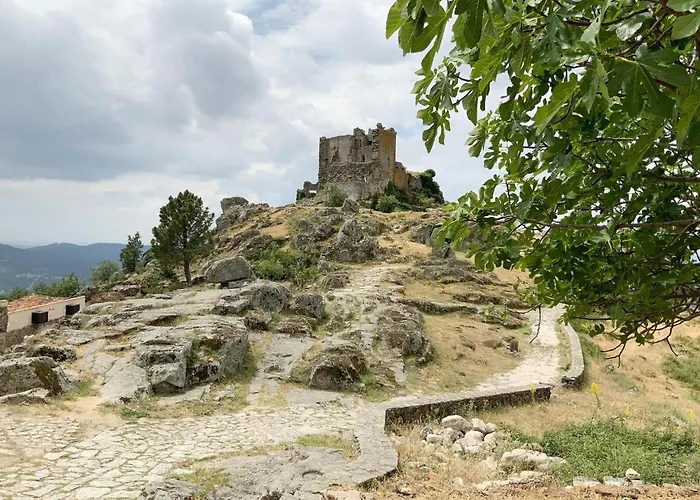 Ferienhaus In With Mountain Views Villamiel